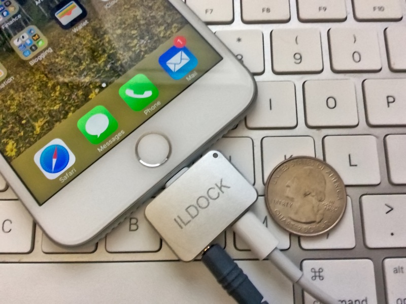 Iphone 7 charge and listen to music discount adapter